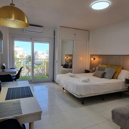 Jupiter2 Moderno Estudio Parque La Paloma Apartment Benalmadena Bagian luar foto