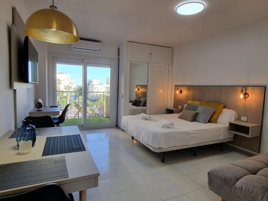 Jupiter2 Moderno Estudio Parque La Paloma Apartment Benalmadena Bagian luar foto